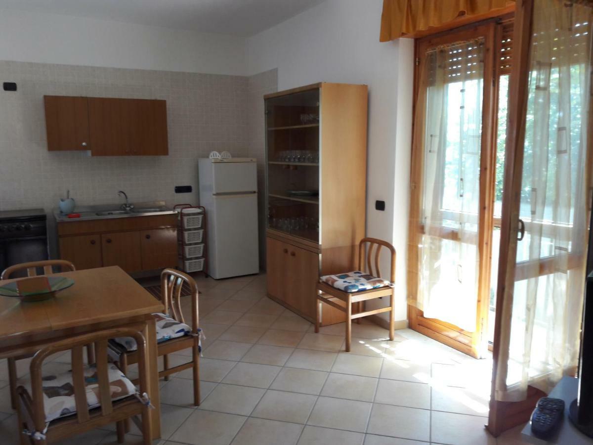 Casa Vacanze Maria Vienna Полліка Екстер'єр фото